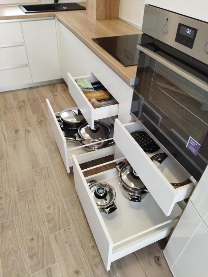 Teta Lidia Apartment Krilo Luaran gambar