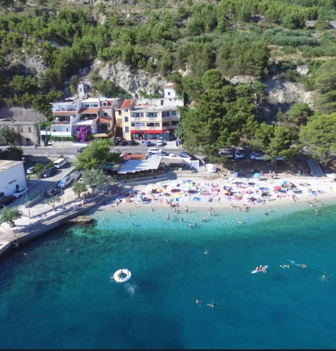 Teta Lidia Apartment Krilo Luaran gambar