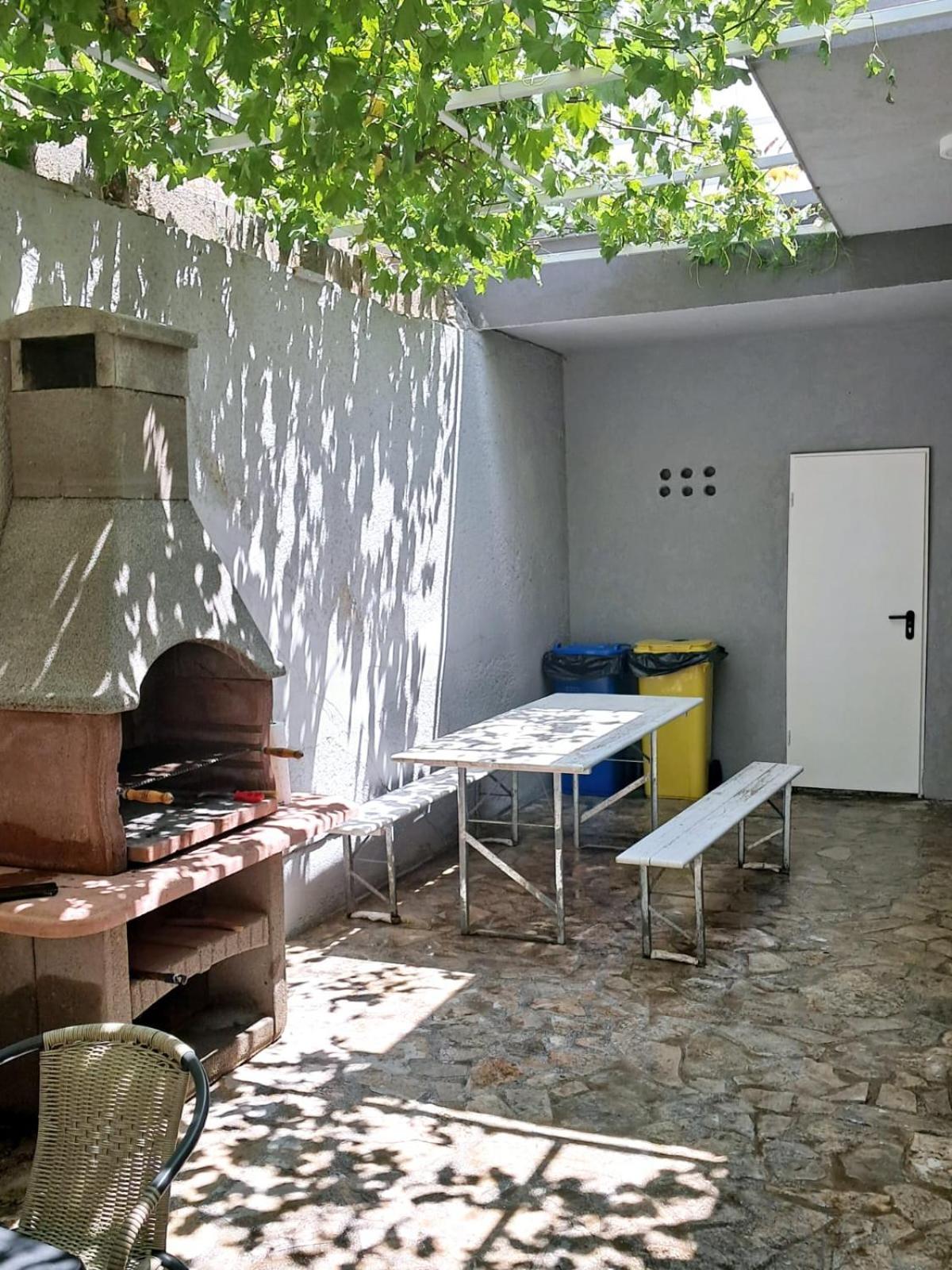 Teta Lidia Apartment Krilo Luaran gambar